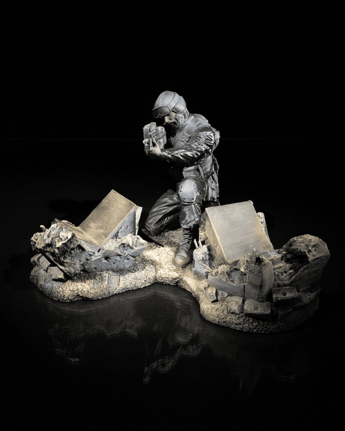 Military Controller stand