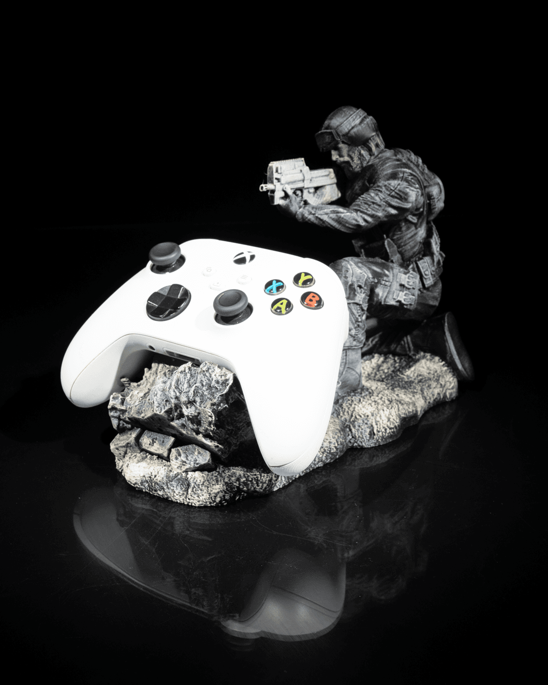 Military Controller stand